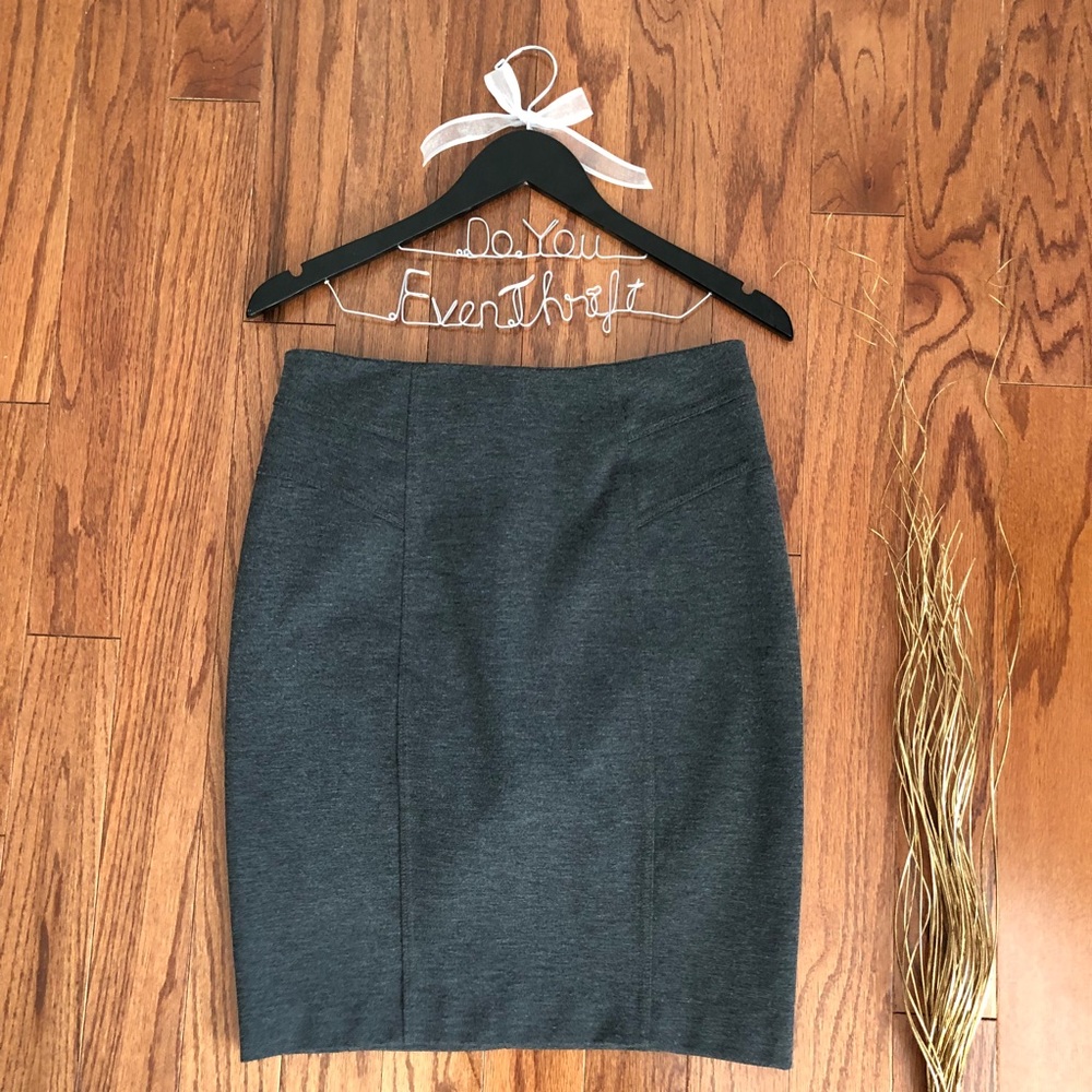 New York & Company Size 2 Gray Pencil Skirt